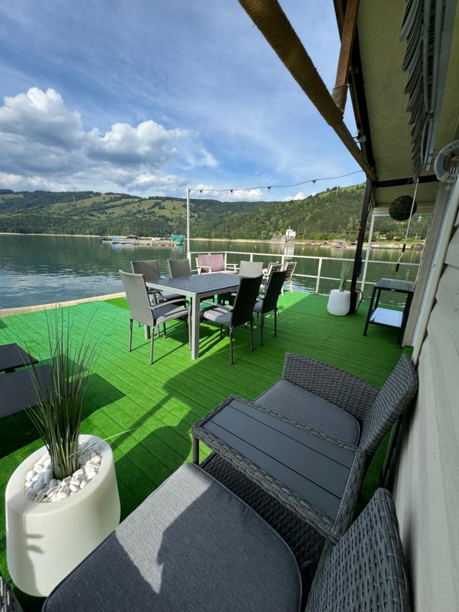 Casa Pe Lac Bicaz Buitenkant foto